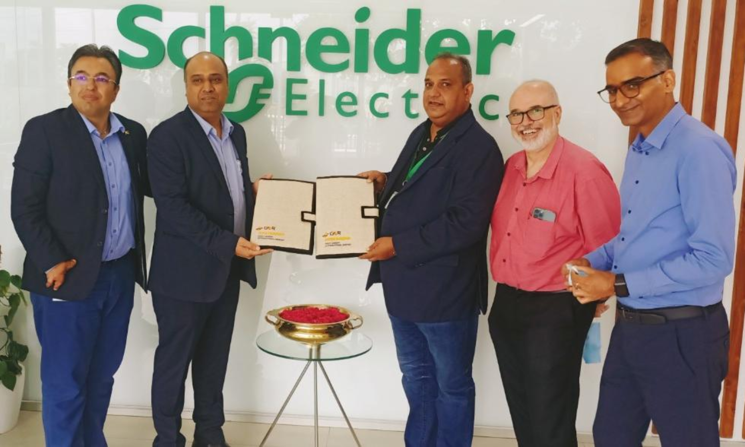 Schneider Electric joins ETIM International as fifth Global Industry Member  - ETIM International