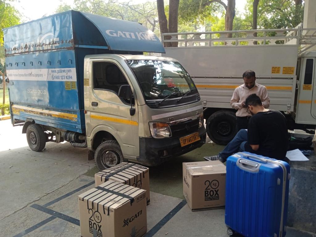 Gati launches 'Student Express' service to facilitate convenient relocation  to hostels