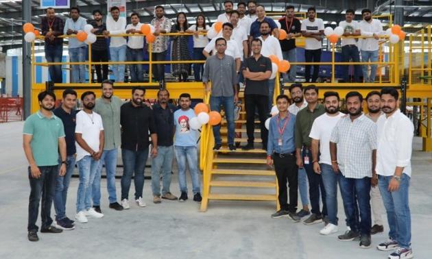 Shadowfax opens its largest fulfilment centre in Surat