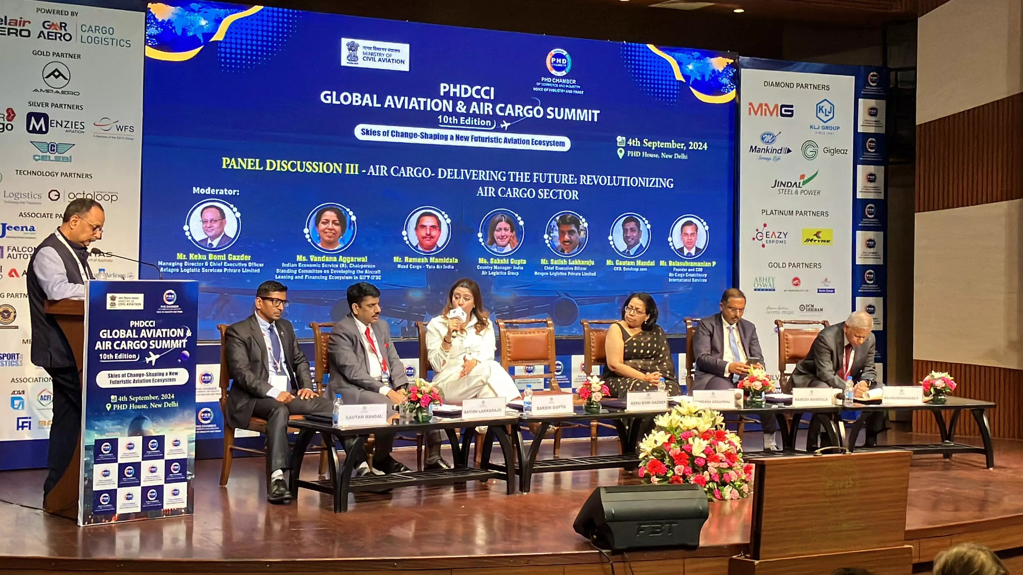 (L-R): Keku Bomi Gazder, Aviapro Logistic Services; Gautam Mandal, Octoloop; Satish Lakkaraju, Nexgen Logistics; Sakshi Gupta, Air Logistics Group; Vandana Aggarwal, Former economic advisor to MoCA; Ramesh Mamidala, Air India; Balasubramanian P., Air Cargo Consultancy International.  