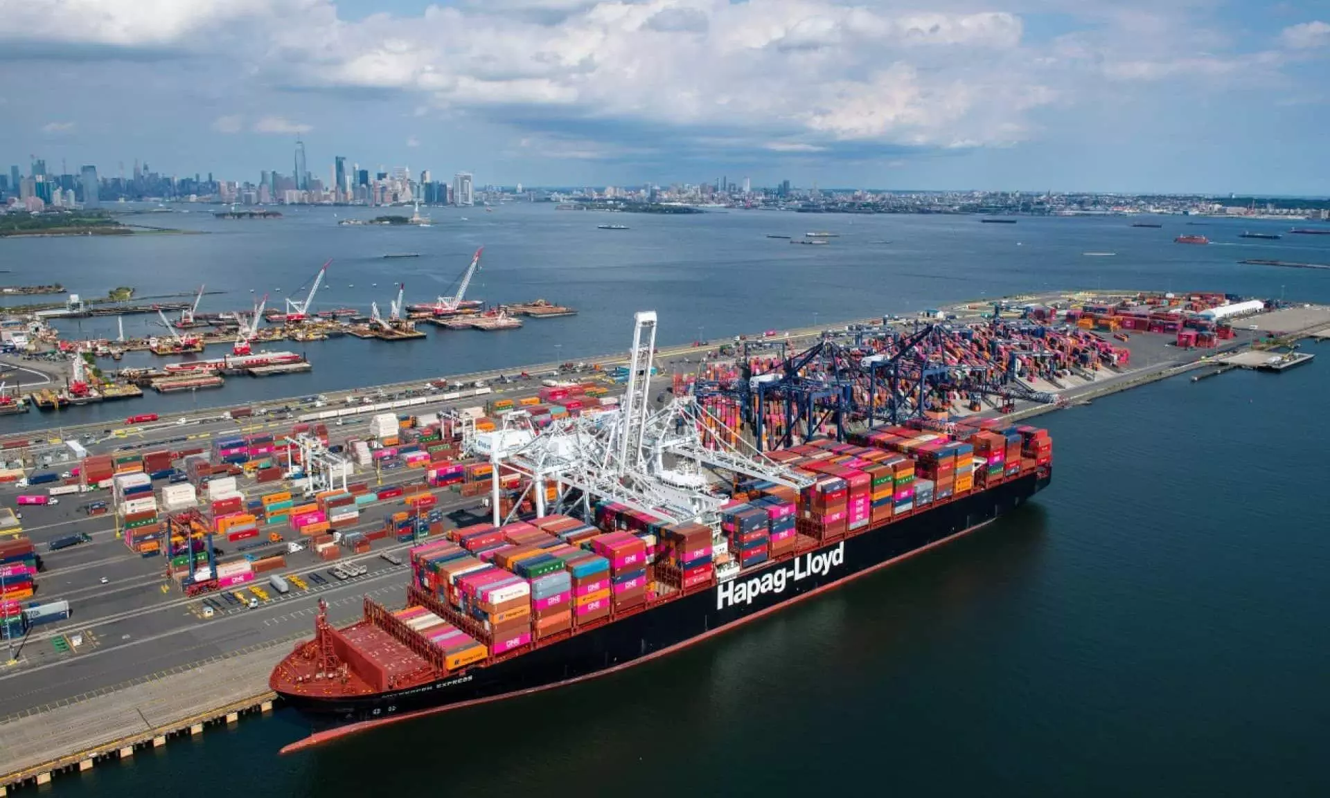 Strike continues at U.S. East Coast ports, focus shifts to capacities